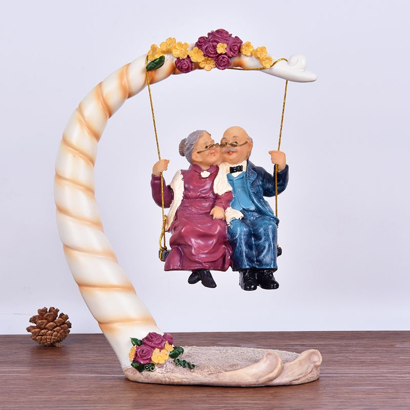 Figur Resin Pasangan Tua Berga - Resin Art Gift For Anniversary ulasan dan harga